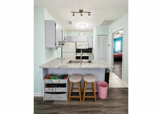 Listing Photo 4 - Condo for sale in building located at 416-b Tree Top Ct, Myrtle Beach, SC 29588 - Unit #416 - B