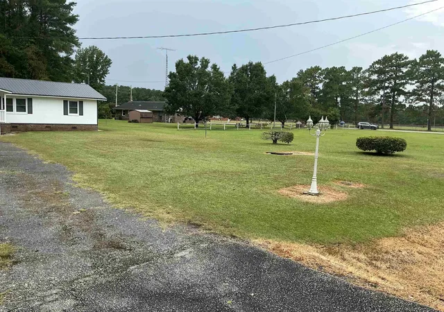 Photo 3 of Single family home for sale at 5109 Hemingway Hwy, Hemingway, SC 29554 | MLS# 2620811 | Listing updated on 2026-08-23