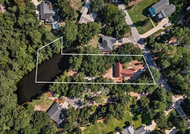Photo 4 of Single family home for sale at 126 Otter Run Rd, Pawleys Island, SC 29585 | MLS# 2620904 | Listing updated on 2026-08-27