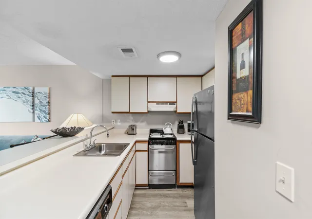 Photo 3 of Condo for sale at 5905 South Kings Hwy #4103, Myrtle Beach, SC 29575 | MLS# 2620909 | Listing updated on 2026-08-25