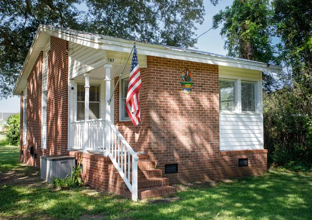 Photo 1 of Single family home for sale at 387 Beaty Ave, Murrells Inlet, SC 29576 | MLS# 2621002 | Listing updated on 2026-08-25