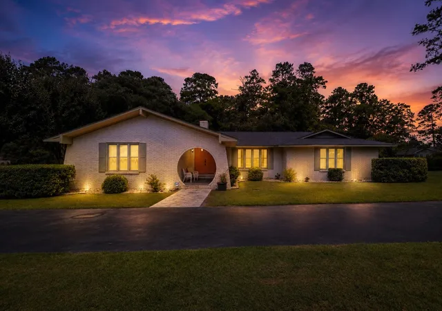 Photo 1 of Sale Pending at 207 Glass Hill Dr, Conway, SC 29526 | MLS# 2621035 | Listing updated on 2026-08-28