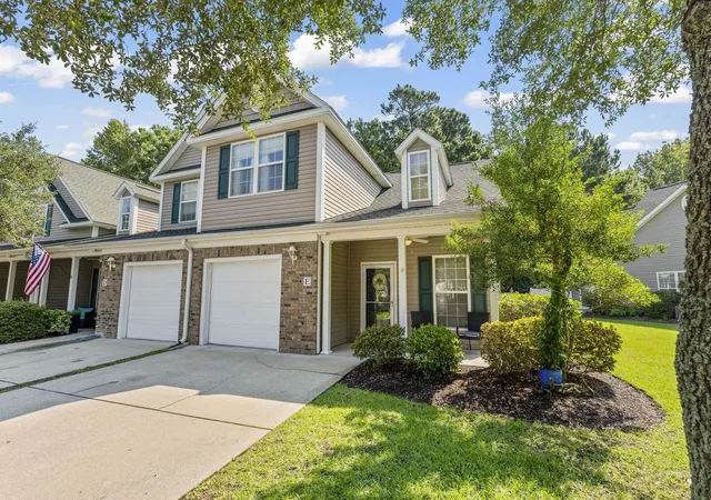 Photo 2 of Sale Pending at 721 Painted Bunting Dr #E, Murrells Inlet, SC 29576 | MLS# 2621036 | Listing updated on 2026-08-31