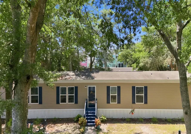 Photo 2 of Manufactured home for sale at 4504 Mallard St, North Myrtle Beach, SC 29582 | MLS# 2621047 | Listing updated on 2026-08-26