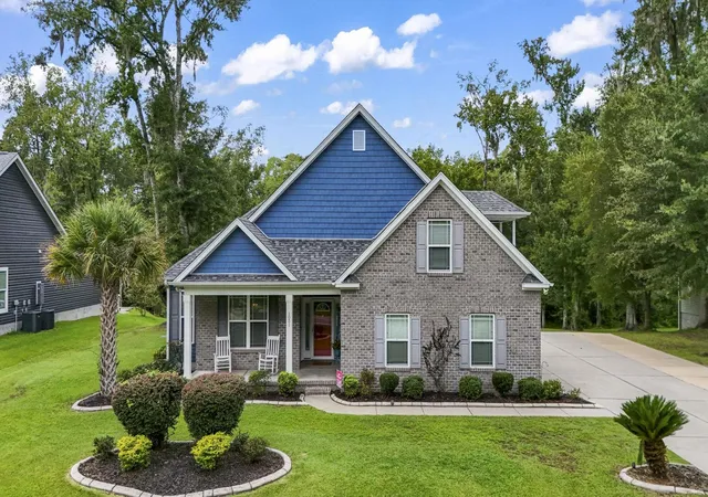 Photo 1 of Single family home for sale at 1051 Academy Dr, Conway, SC 29526 | MLS# 2621099 | Listing updated on 2026-08-26