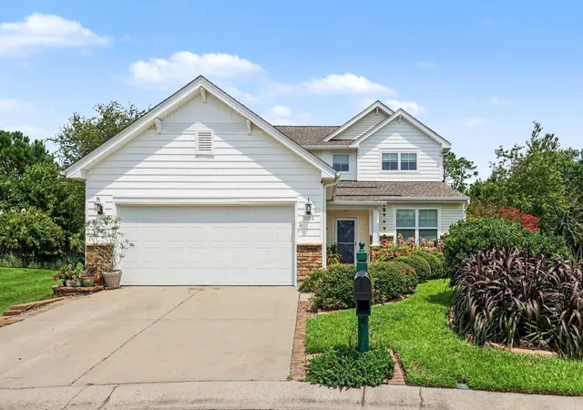 Photo 1 of Single family home for sale at 5004 Wax Myrtle Ct, North Myrtle Beach, SC 29582 | MLS# 2621129 | Listing updated on 2026-08-26