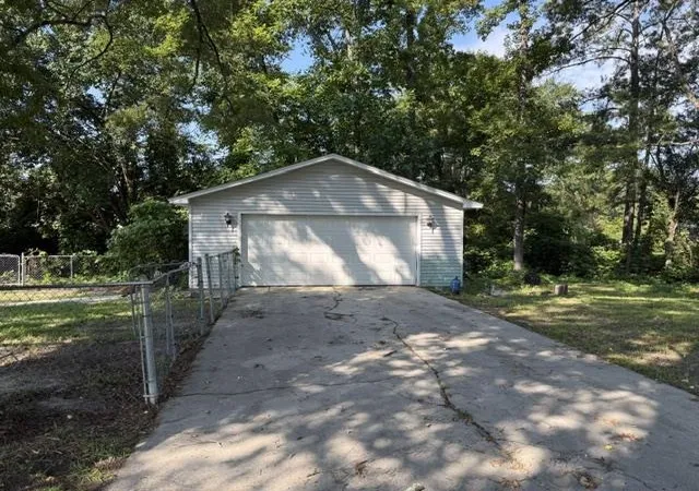 Photo 2 of Sale Pending at 1800 Fourth Ave, Conway, SC 29527 | MLS# 2621133 | Listing updated on 2026-08-28