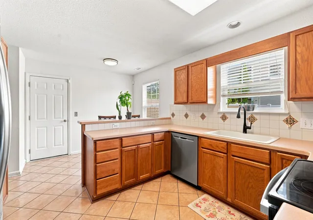 Photo 4 of Single family home for sale at 4040 Blackwolf Dr, Myrtle Beach, SC 29579 | MLS# 2621143 | Listing updated on 2026-10-03