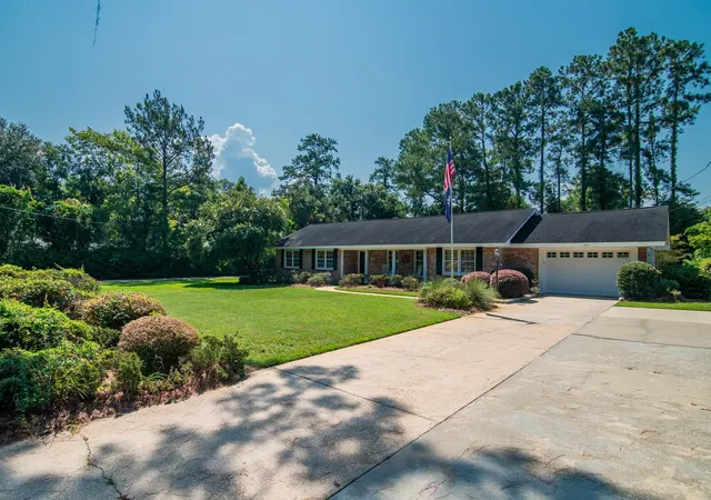 Photo 1 of Sale Pending at 413 Loril St, Georgetown, SC 29440 | MLS# 2621201 | Listing updated on 2026-08-31