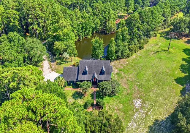 Photo 1 of Single family home for sale at 159 Wisteria Plantation Dr, Pawleys Island, SC 29585 | MLS# 2621205 | Listing updated on 2026-08-27