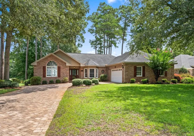 Photo 1 of Single family home for sale at 3111 Hermitage Dr, Little River, SC 29566 | MLS# 2621212 | Listing updated on 2026-09-30