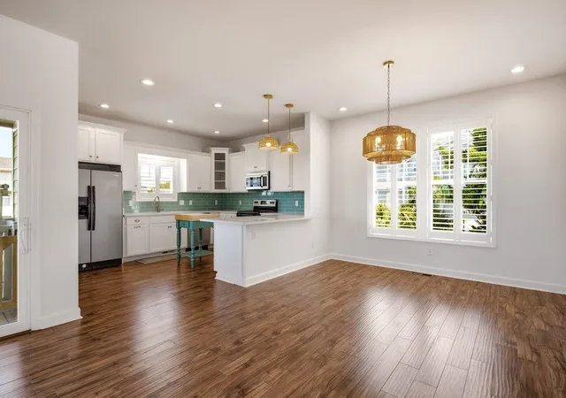 Photo 4 of Single family home for sale at 208 Vista Dr, Garden City Beach, SC 29576 | MLS# 2621236 | Listing updated on 2026-08-31