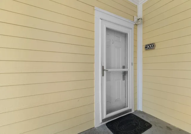 Listing Photo 5 - Condo for sale in building located at 4837 Luster Leaf Cir, Myrtle Beach, SC 29577 - Unit #202