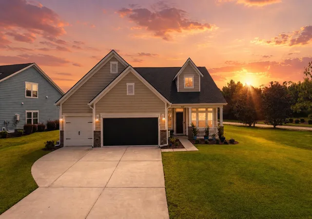Photo 2 of Single family home for sale at 5512 Whitebark Dr, Myrtle Beach, SC 29577 | MLS# 2621305 | Listing updated on 2026-08-28