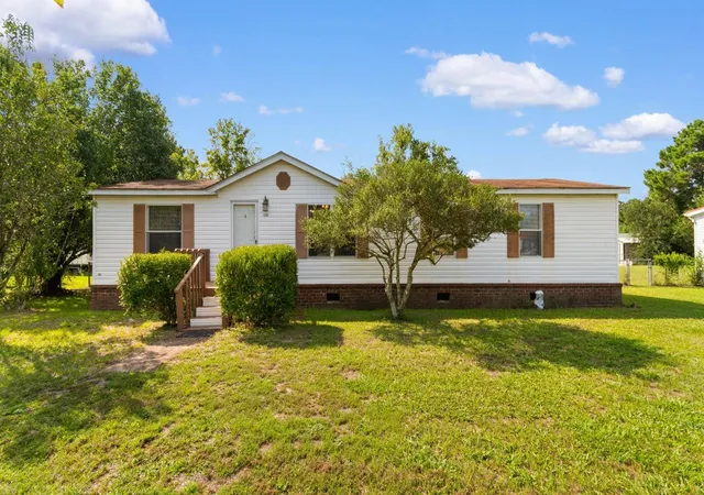 Photo 32 of Manufactured home for sale at 5183 Limbaugh Ln, Conway, SC 29526 | MLS# 2621307 | Listing updated on 2026-08-28