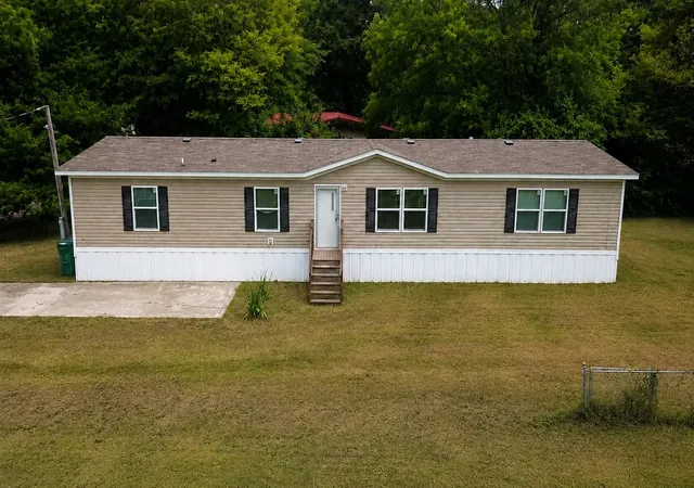 Photo 2 of Manufactured home for sale at 453 Gilchrist Rd, Marion, SC 29571 | MLS# 2621324 | Listing updated on 2026-10-02