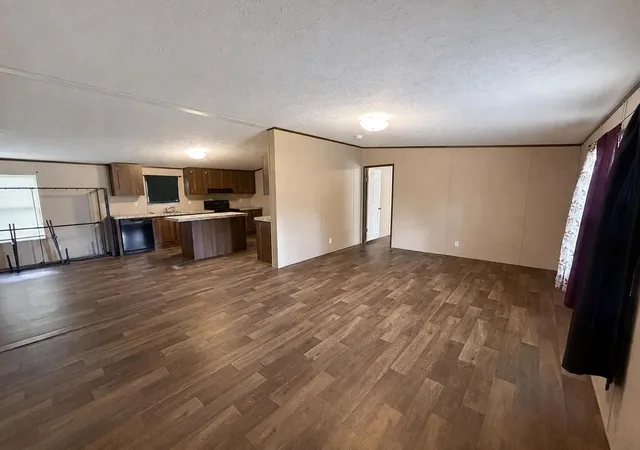 Photo 4 of Manufactured home for sale at 453 Gilchrist Rd, Marion, SC 29571 | MLS# 2621324 | Listing updated on 2026-10-02
