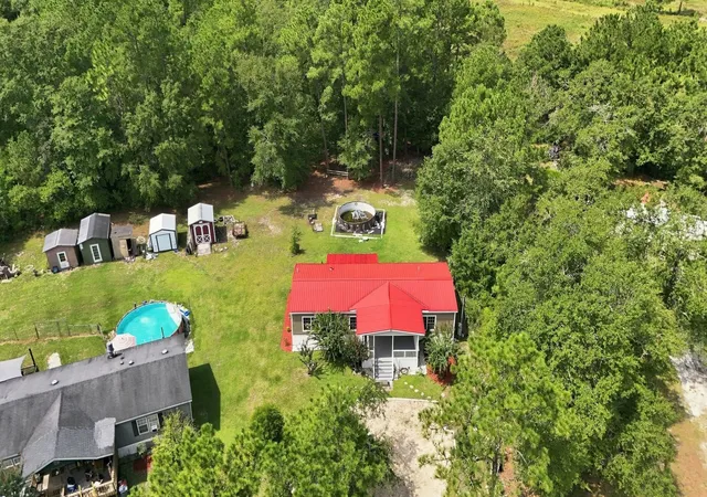 Photo 3 of Manufactured home for sale at 4941 Bass Dr, Conway, SC 29526 | MLS# 2621358 | Listing updated on 2026-08-28