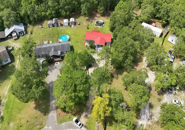 Photo 4 of Manufactured home for sale at 4941 Bass Dr, Conway, SC 29526 | MLS# 2621358 | Listing updated on 2026-08-28