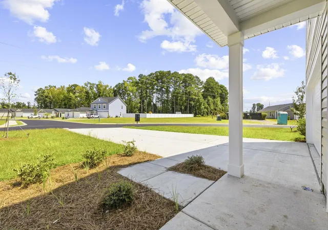 Photo 3 of Single family home for sale at 125 Birchwood Dr, Longs, SC 29568 | MLS# 2621372 | Listing updated on 2026-09-01