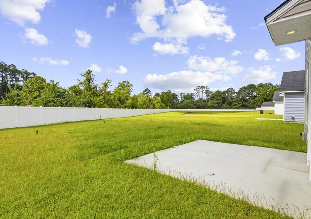 Photo 4 of Single family home for sale at 125 Birchwood Dr, Longs, SC 29568 | MLS# 2621372 | Listing updated on 2026-09-01