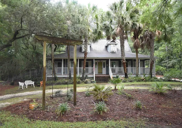 Photo 2 of Single family home for sale at 1290 Crooked Oak Dr, Pawleys Island, SC 29585 | MLS# 2621411 | Listing updated on 2026-08-31