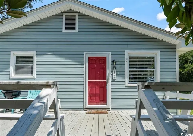 Photo 2 of Single family home for sale at 702 22nd Avenue S, North Myrtle Beach, SC 29582 | MLS# 2621506 | Listing updated on 2026-08-31