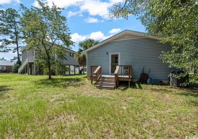 Photo 3 of Single family home for sale at 702 22nd Avenue S, North Myrtle Beach, SC 29582 | MLS# 2621506 | Listing updated on 2026-08-31