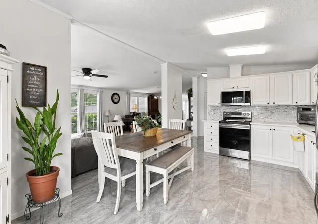 Photo 4 of Manufactured home for sale at 6284 Donahue Dr, Conway, SC 29527 | MLS# 2621508 | Listing updated on 2026-08-31