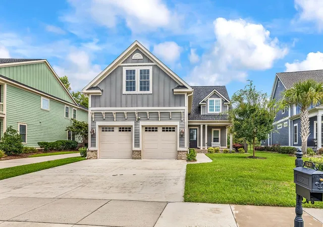 Photo 1 of Sale Pending at 1221 E Isle Of Palms Ave, Myrtle Beach, SC 29579 | MLS# 2621573 | Listing updated on 2026-10-04