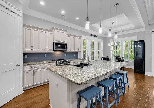 Photo 4 of Sale Pending at 1221 E Isle Of Palms Ave, Myrtle Beach, SC 29579 | MLS# 2621573 | Listing updated on 2026-10-04
