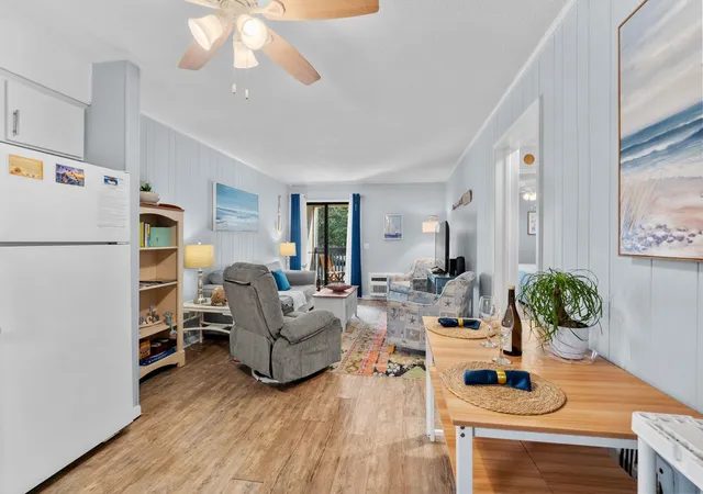 Listing Photo 5 - Condo for sale in building located at 405 21st Ave N, North Myrtle Beach, SC 29582 - Unit #2D