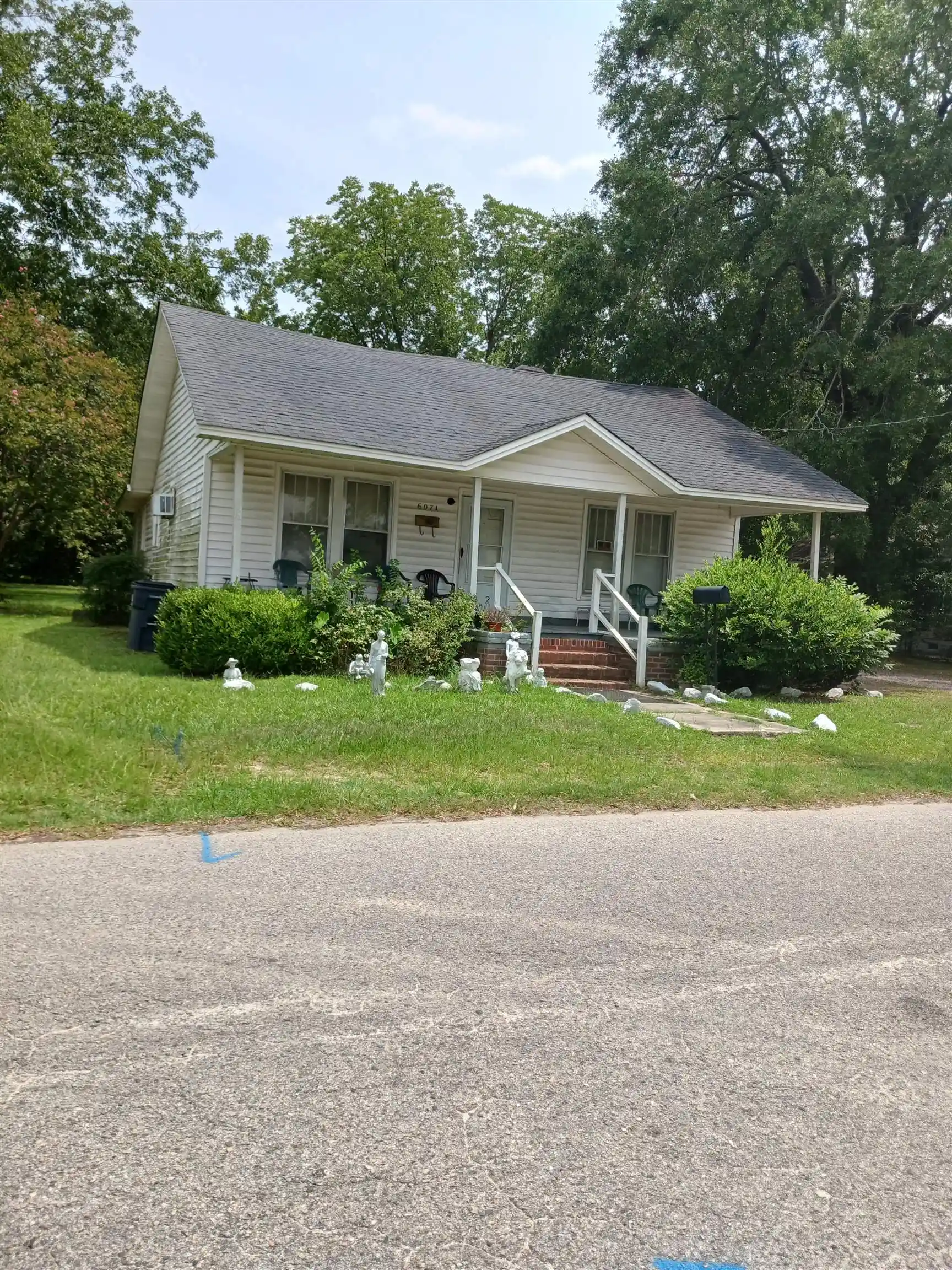 Photo 1 of Single family home for sale at 607 Smith St, Marion, SC 29571 | MLS# 2621630 | Listing updated on 2026-10-16