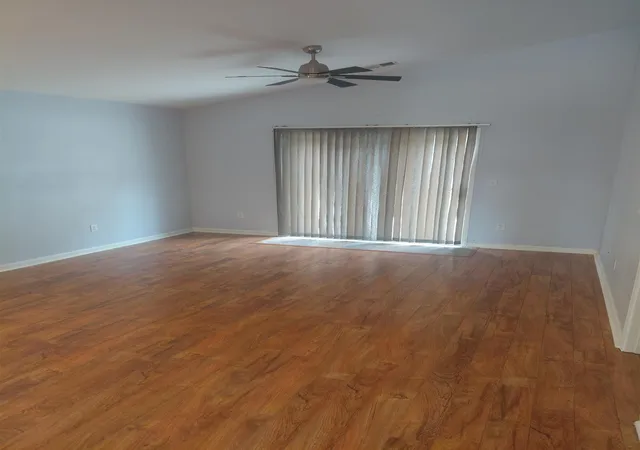 Photo 3 of Single family home for sale at 904 Silvercrest Dr, Myrtle Beach, SC 29579 | MLS# 2622494 | Listing updated on 2026-09-25