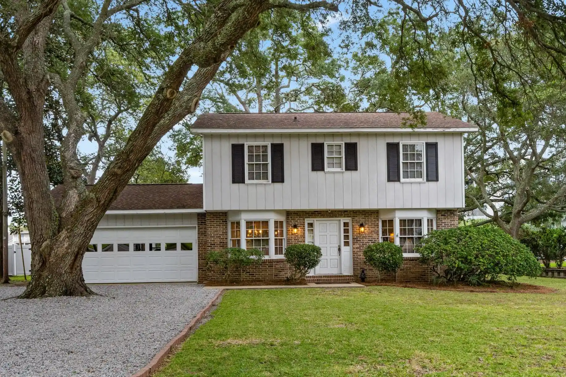Single family home for sale at 313 N Oak Dr, Surfside Beach, SC 29575 | MLS# 2622739