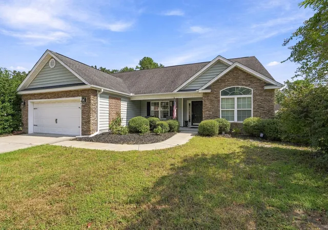 Photo 2 of Sale Pending at 416 S Oaks Dr, Conway, SC 29527 | MLS# 2622742 | Listing updated on 2026-09-27