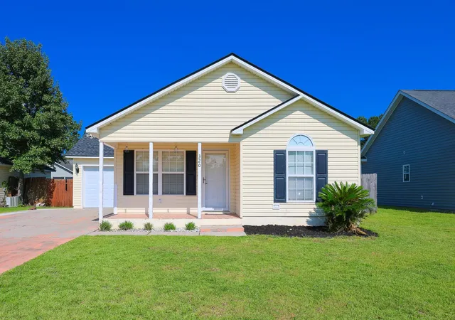 Photo 1 of Single family home for sale at 320 Sean River Rd, Conway, SC 29526 | MLS# 2622745 | Listing updated on 2026-09-26