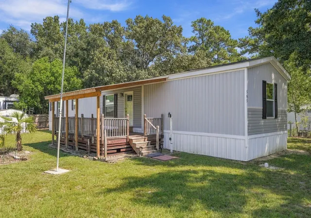 Photo 1 of Manufactured home for sale at 565 Summer Dr, Conway, SC 29526 | MLS# 2622776 | Listing updated on 2026-09-30