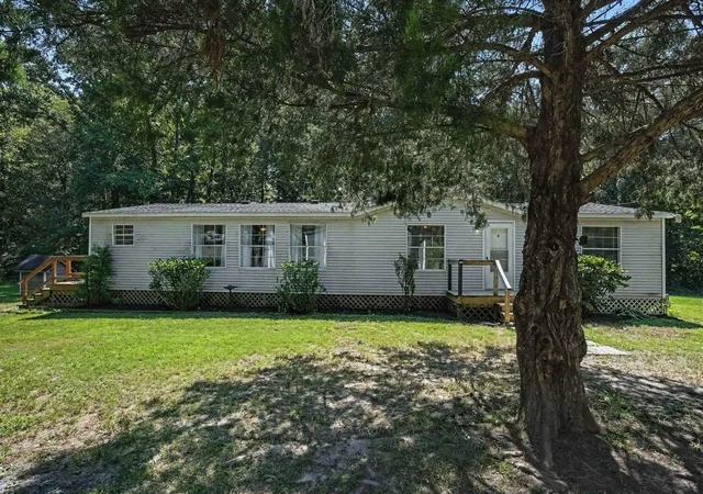 Photo 2 of Manufactured home for sale at 5865 Juniper Bay Rd, Conway, SC 29527 | MLS# 2622846 | Listing updated on 2026-09-16