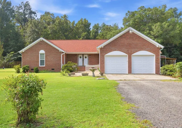 Photo 1 of Single family home for sale at 228 Jessamine Ave, Georgetown, SC 29440 | MLS# 2622864 | Listing updated on 2026-09-16