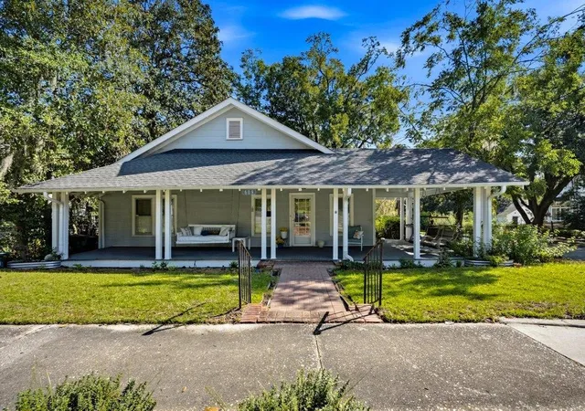 Photo 1 of Single family home for sale at 608 Main St, Conway, SC 29526 | MLS# 2622926 | Listing updated on 2026-09-23