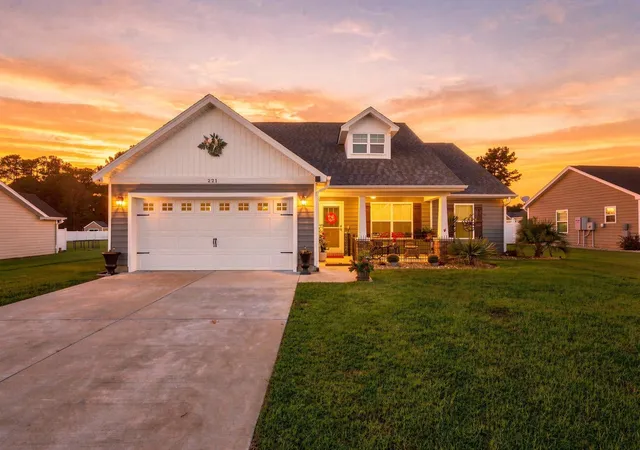 Photo 1 of Single family home for sale at 221 Penn Cir, Aynor, SC 29544 | MLS# 2622936 | Listing updated on 2026-10-09