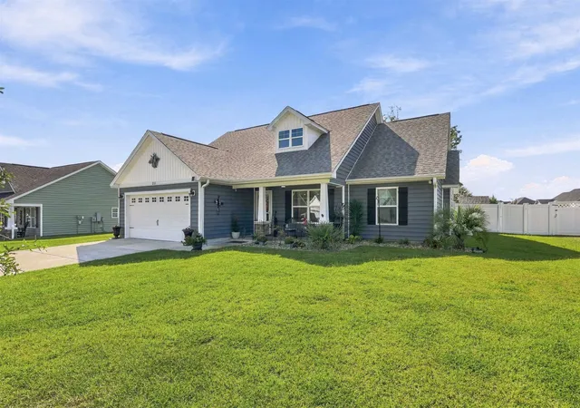 Photo 3 of Single family home for sale at 221 Penn Cir, Aynor, SC 29544 | MLS# 2622936 | Listing updated on 2026-10-09