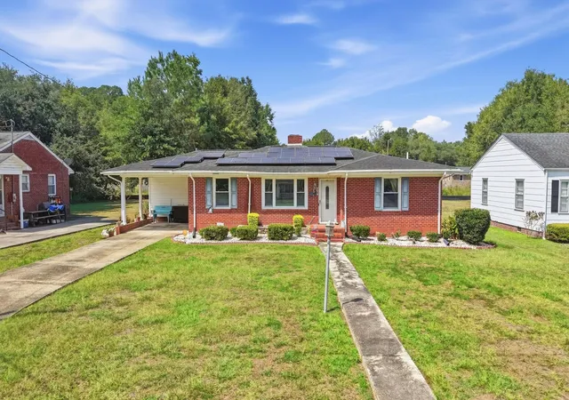 Photo 2 of Single family home for sale at 408 S Cedar Ave, Andrews, SC 29510 | MLS# 2623058 | Listing updated on 2026-09-18