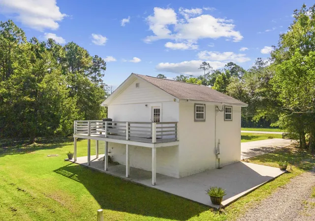 Photo 3 of Single family home for sale at 7348 Highmarket St, Georgetown, SC 29440 | MLS# 2623119 | Listing updated on 2026-10-07