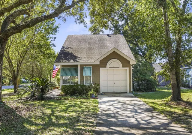Photo 1 of Sale Pending at 322 Navigators Dr, Pawleys Island, SC 29585 | MLS# 2623131 | Listing updated on 2026-10-02