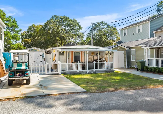 Photo 3 of Manufactured home for sale at 6001 S   1781 Kings Hwy, Myrtle Beach, SC 29575 | MLS# 2623229 | Listing updated on 2026-10-11