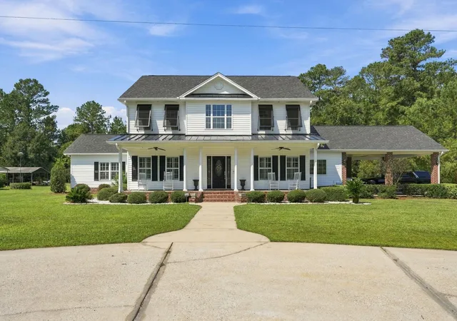 Photo 3 of Single family home for sale at 7223 Pee Dee Hwy, Conway, SC 29527 | MLS# 2623392 | Listing updated on 2026-09-22