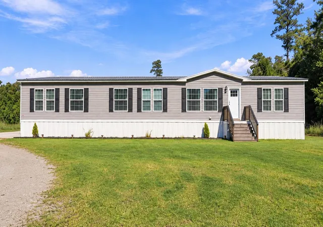 Photo 1 of Sale Pending at 955 Cleveland Dr, Conway, SC 29526 | MLS# 2623421 | Listing updated on 2026-10-03