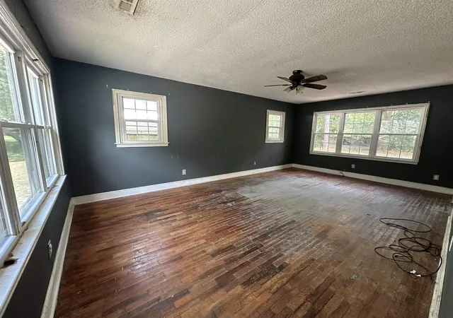 Photo 3 of Single family home for sale at 908 Lakeside Dr, Georgetown, SC 29440 | MLS# 2623430 | Listing updated on 2026-09-22